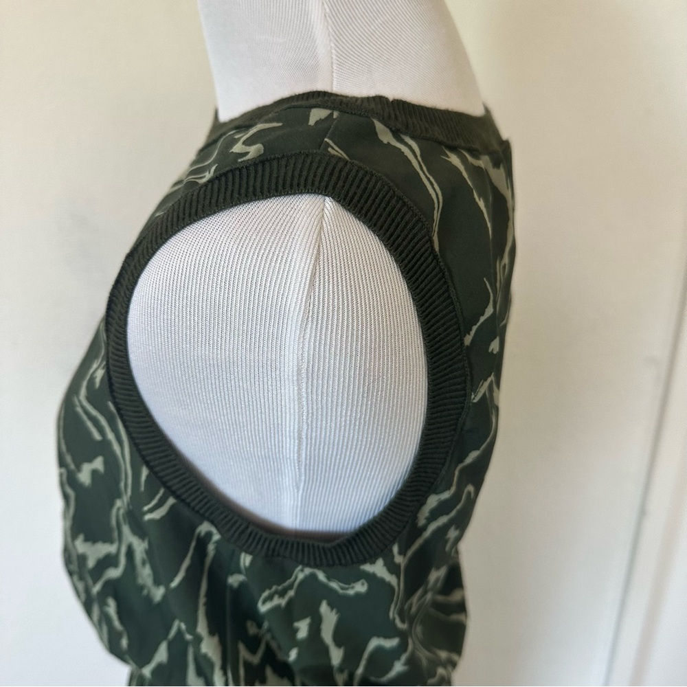 Athleta Rincon Printed Dress,Voyage Voyage Eucalyptus Olive XS - Picture 3 of 9